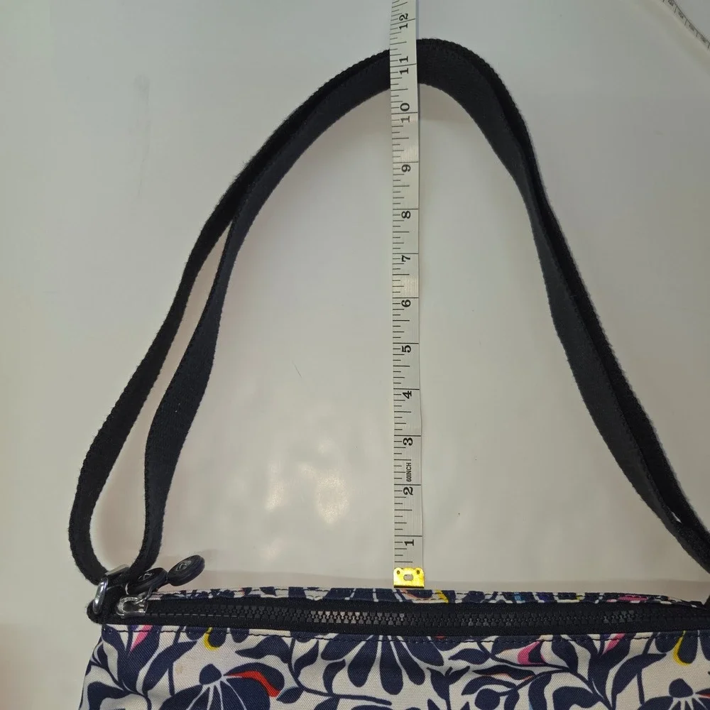 Kipling versatile crossbody